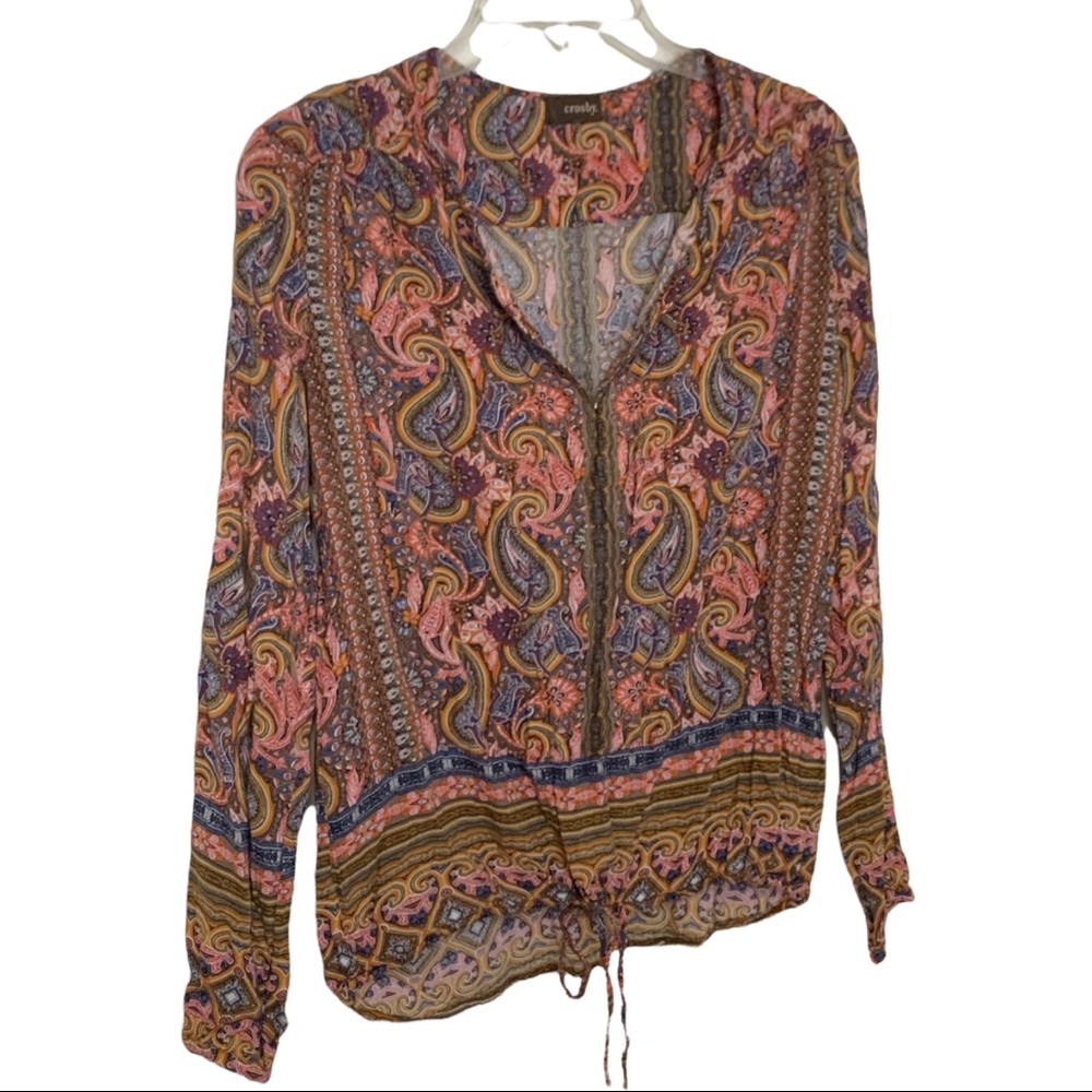 crosby. Paisley print blouse v neck with drawstring waist size small 100% rayon
